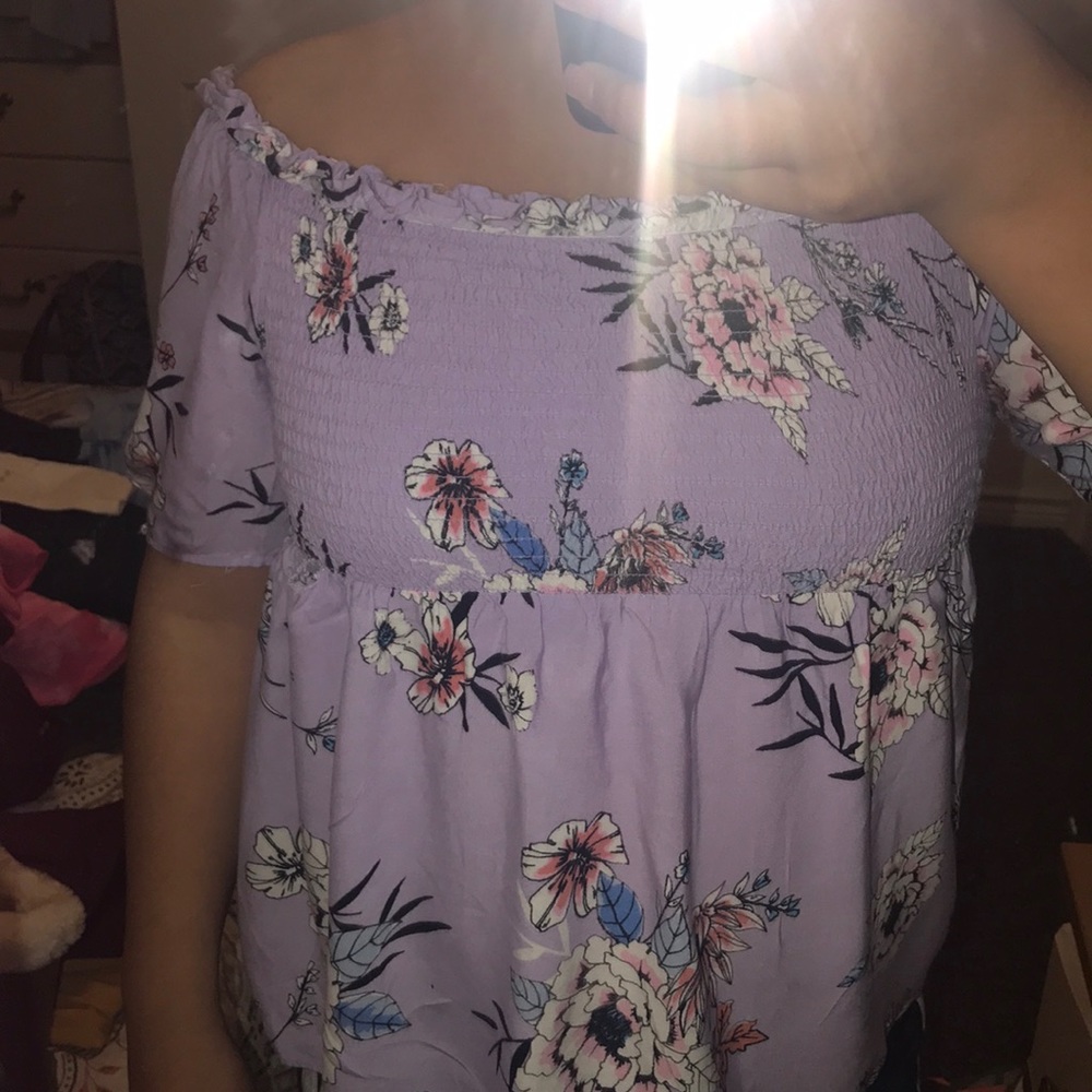 Off the shoulders shirt